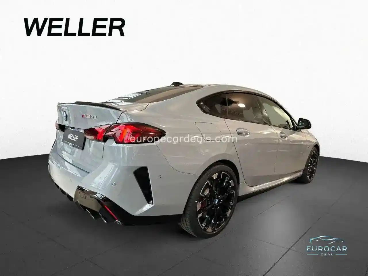 BMW M235