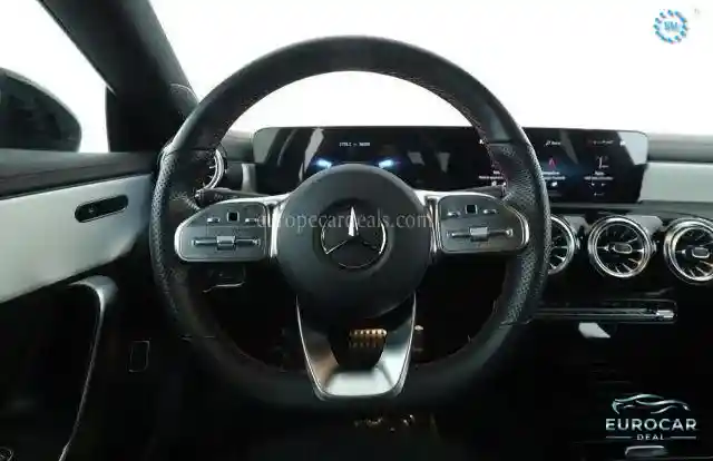 Mercedes-Benz CLA 220 Shooting Brake