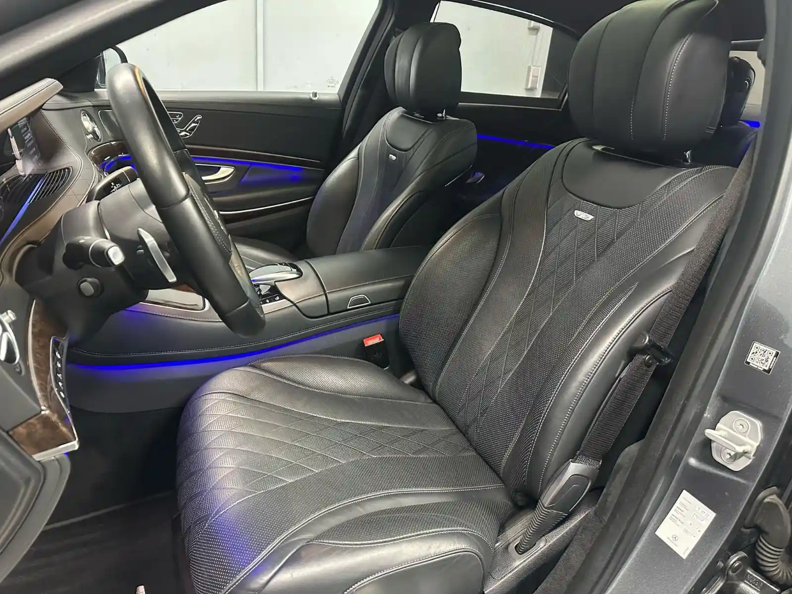 Mercedes-Benz S 600