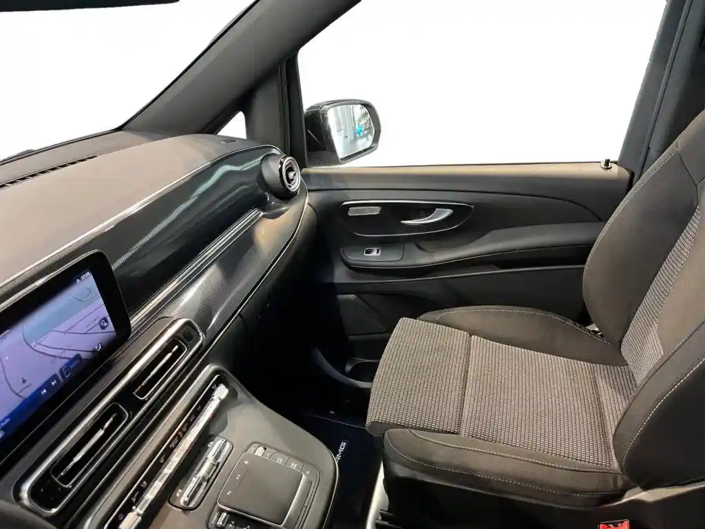 Mercedes-Benz V 250
