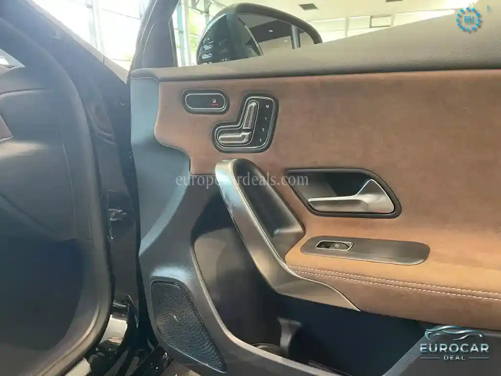 Mercedes-Benz A 220