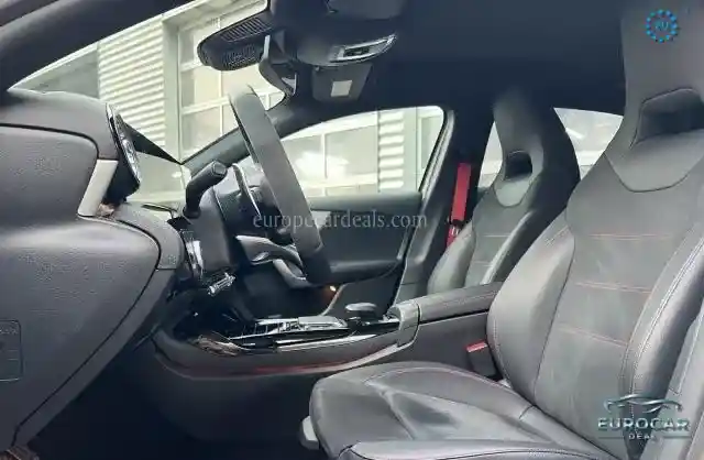 Mercedes-Benz A 35 AMG