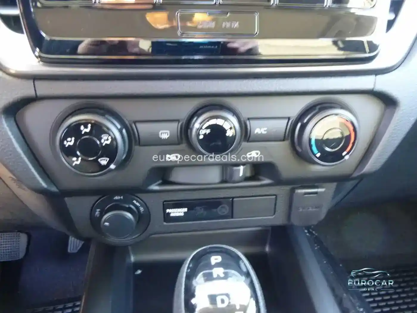 Double Cab LS 4WD Automatik