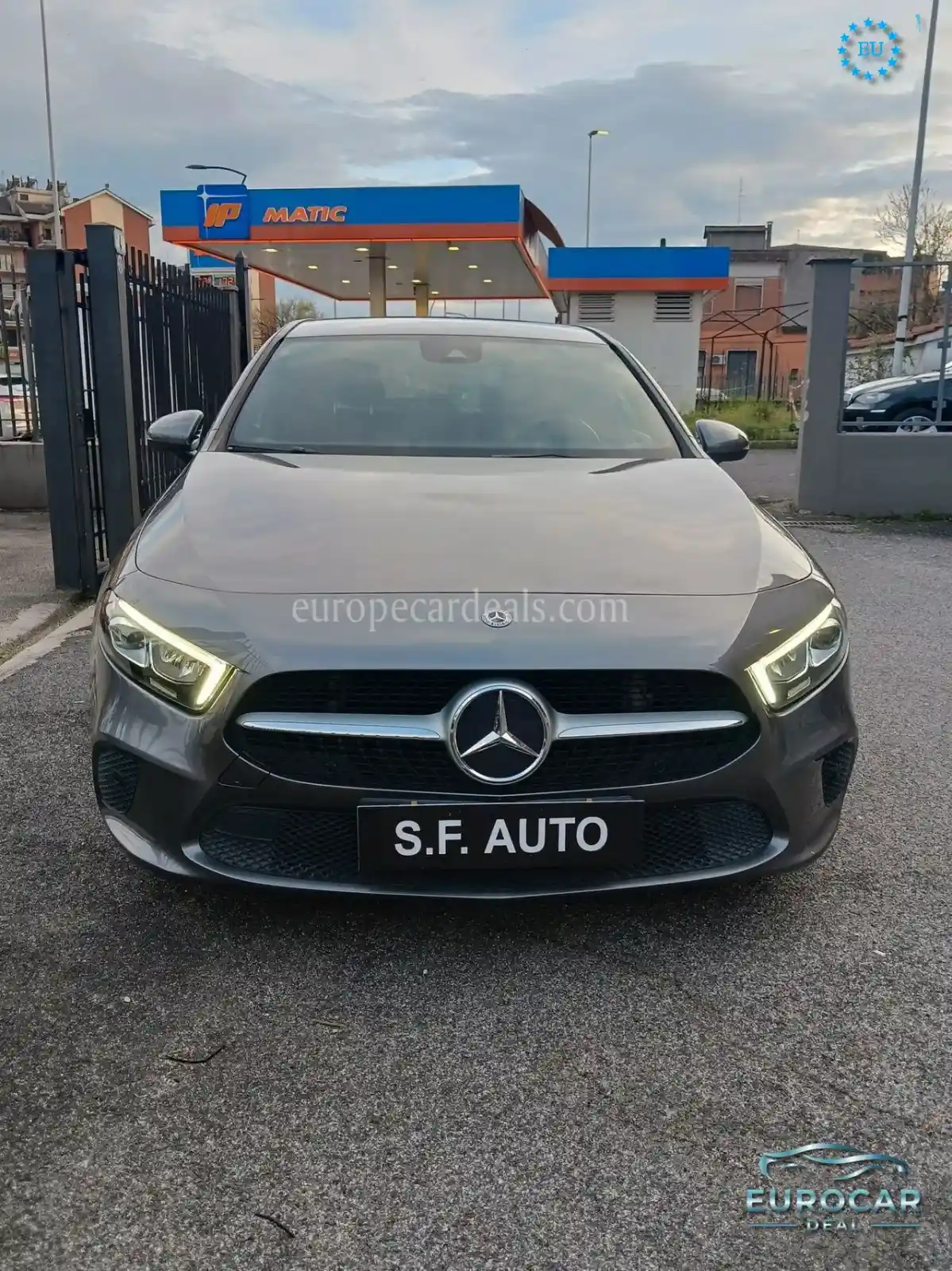 Mercedes-Benz A 180