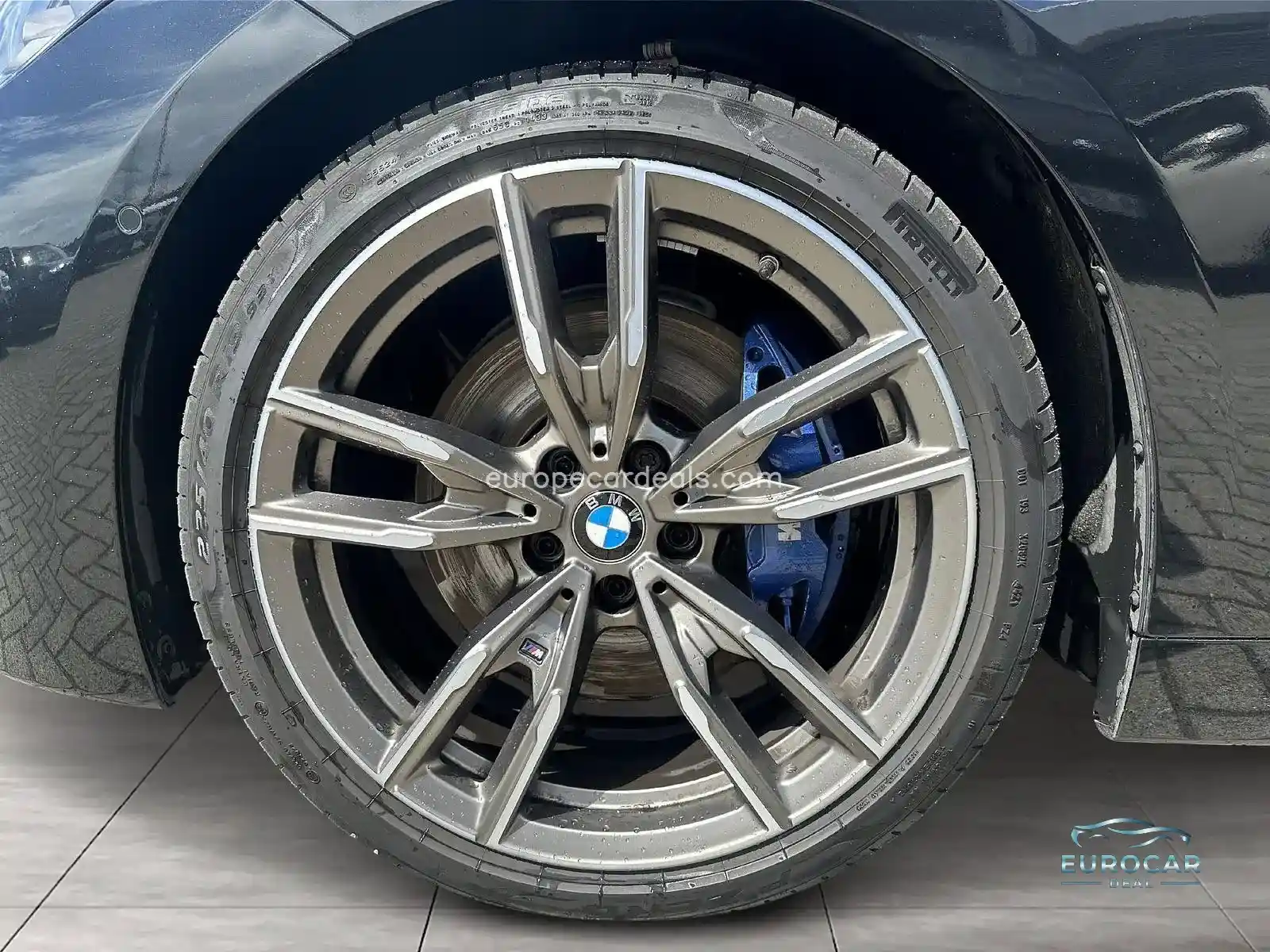 BMW M240i