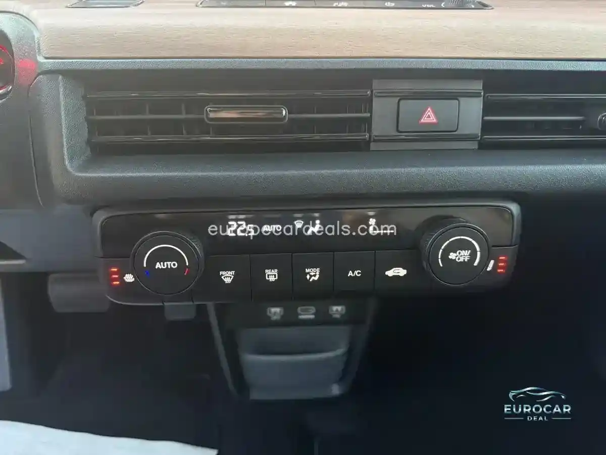 Honda e