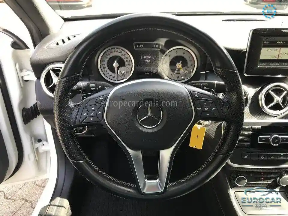 Mercedes-Benz A 180