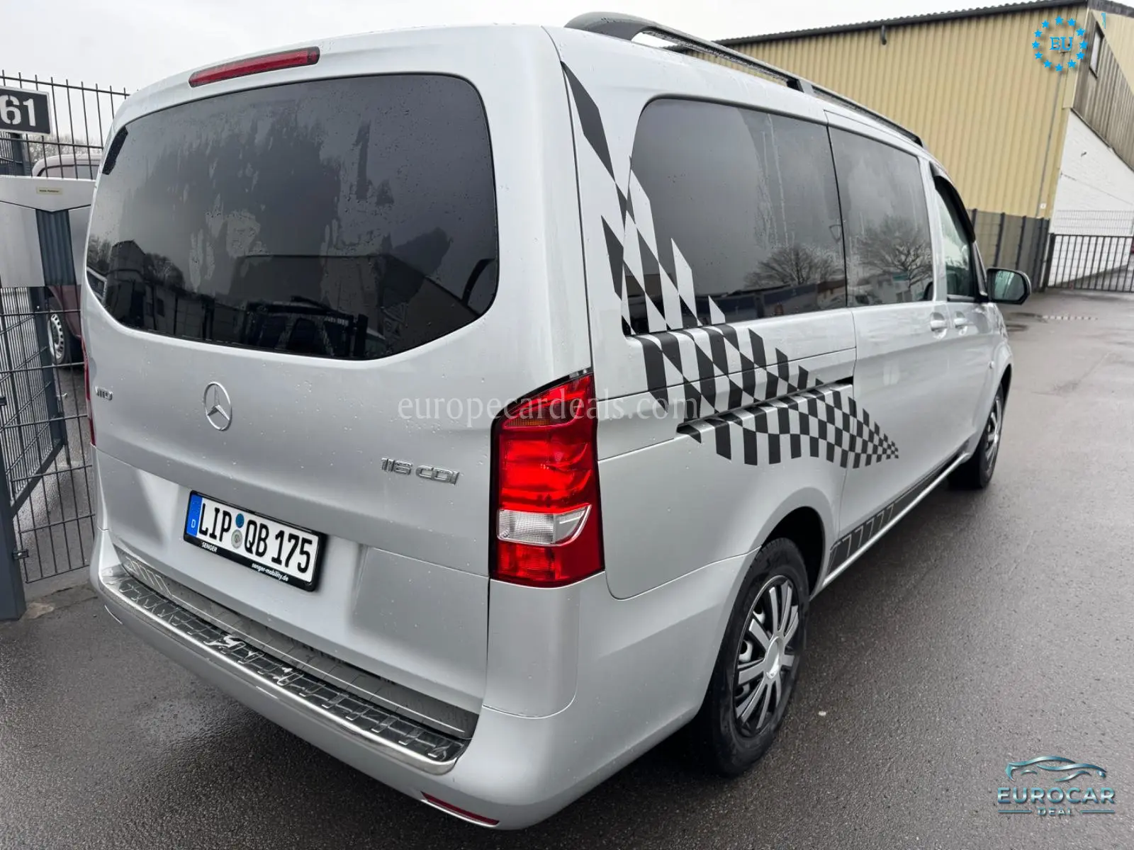 Mercedes-Benz V 220