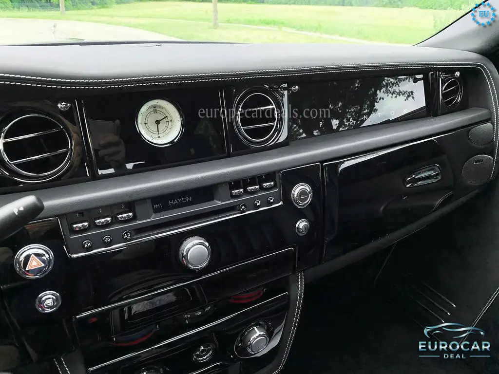 Rolls-Royce Phantom