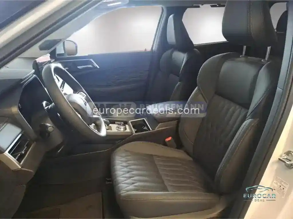 Mitsubishi Plug-in Hybrid Outlander