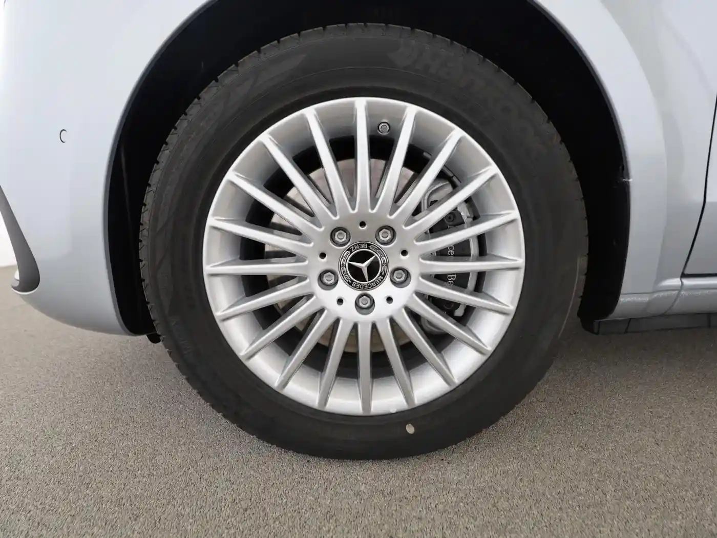 Mercedes-Benz V 250