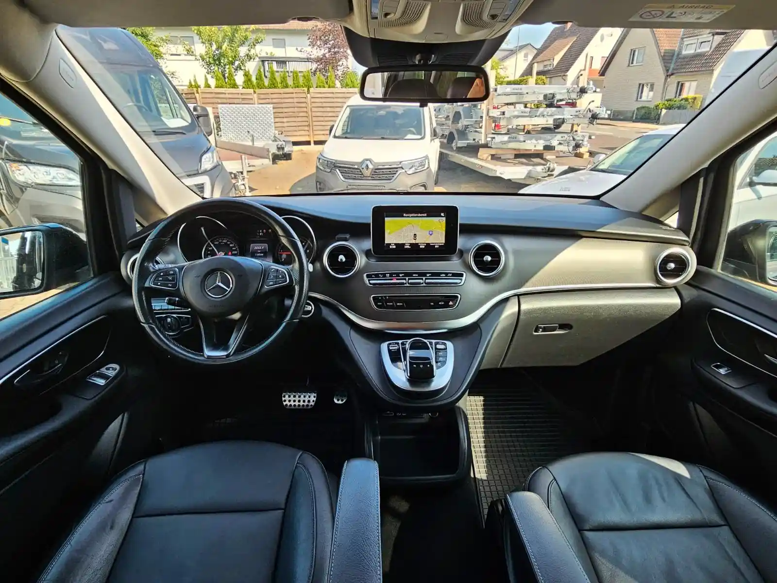 Mercedes-Benz V 200