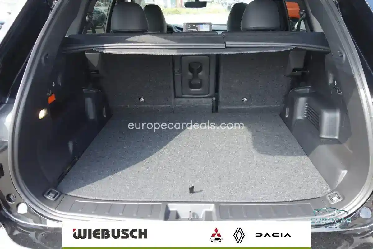 Mitsubishi Plug-in Hybrid Outlander
