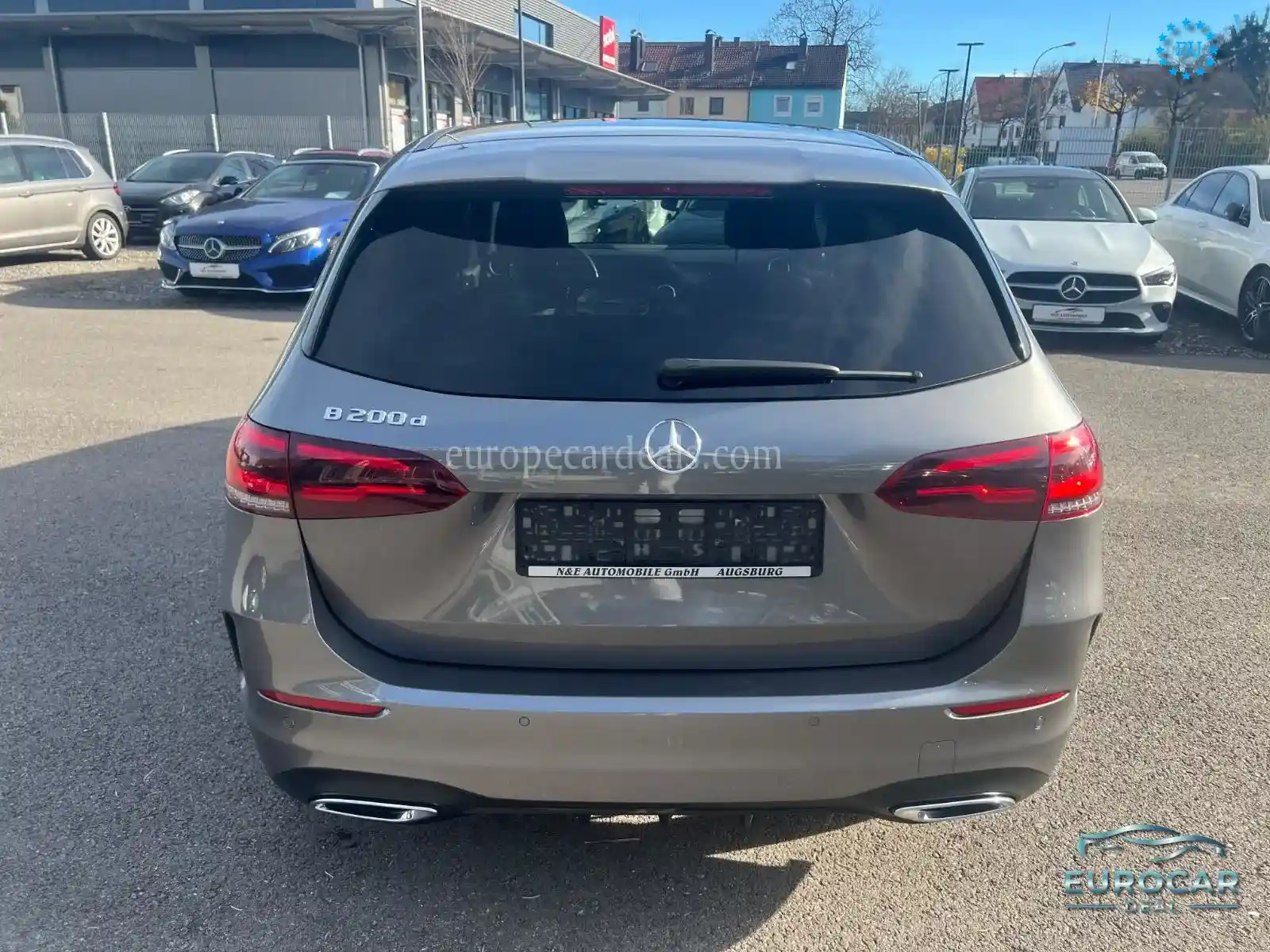 Mercedes-Benz B 200