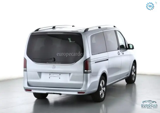 Mercedes-Benz V 220