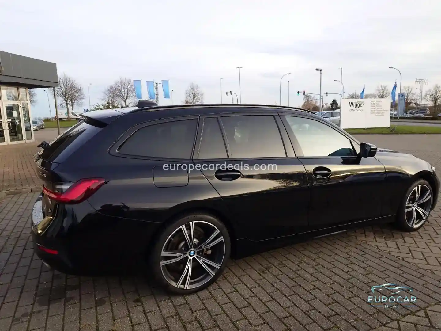 BMW 330
