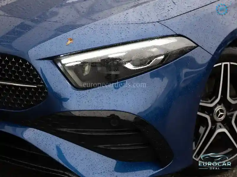 Mercedes-Benz A 220