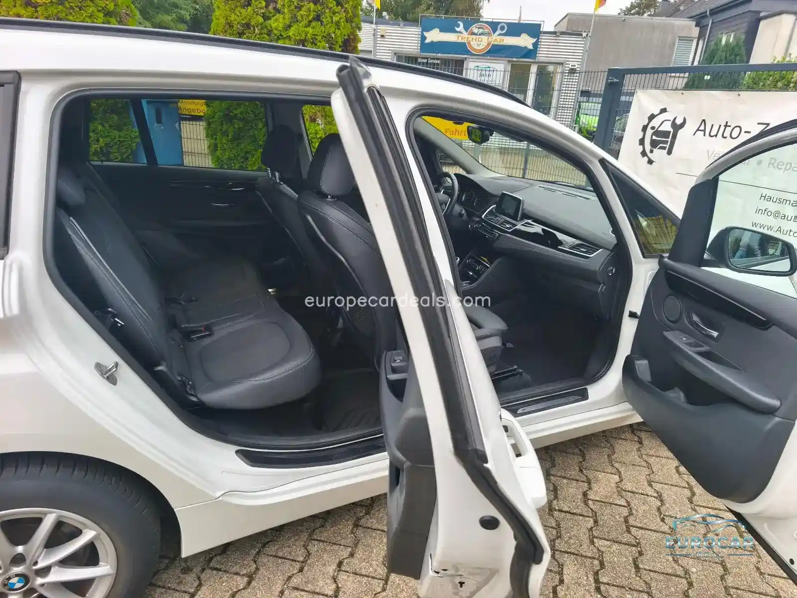 BMW 218