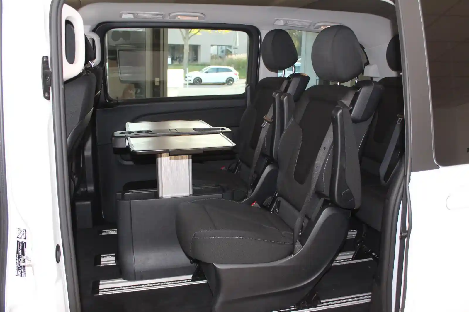 Mercedes-Benz V 250
