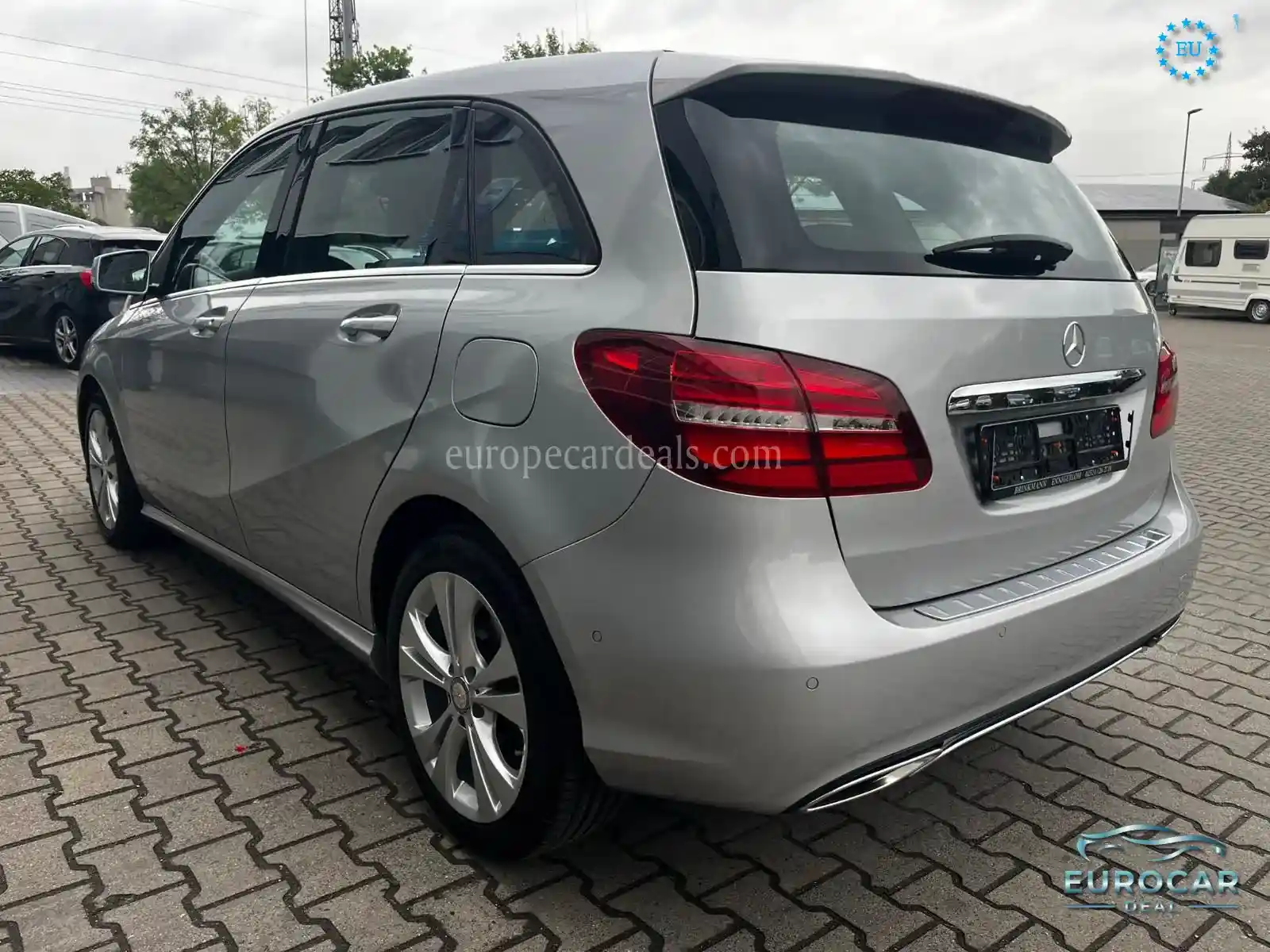 Mercedes-Benz B 200