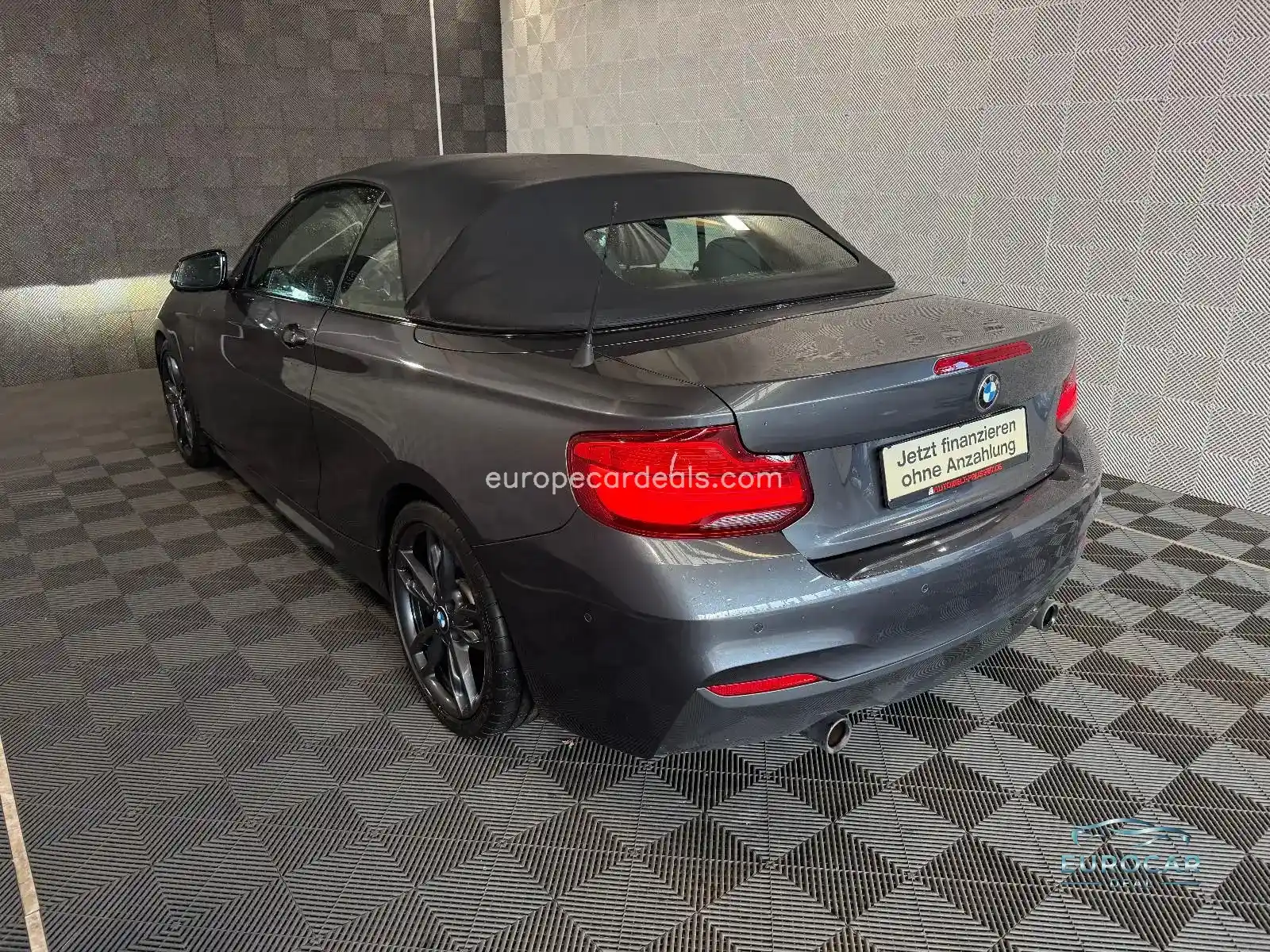 BMW M240i