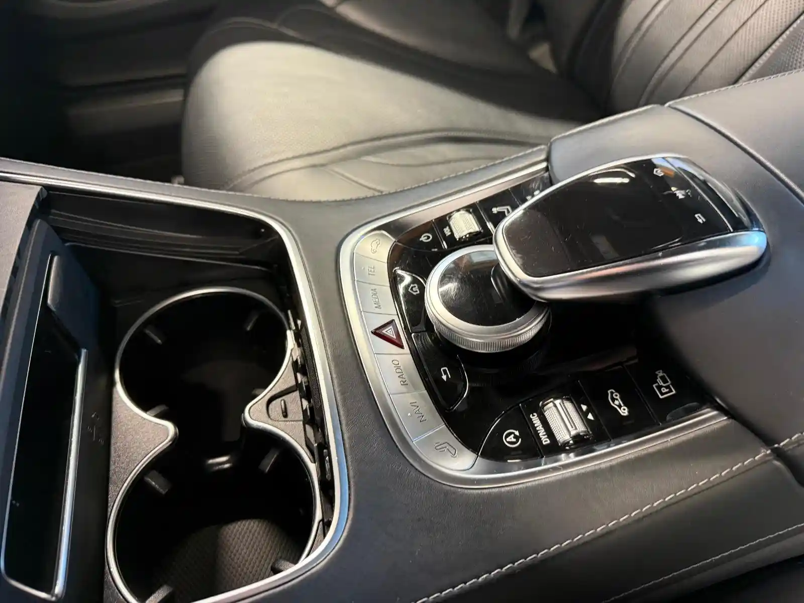Mercedes-Benz S 560