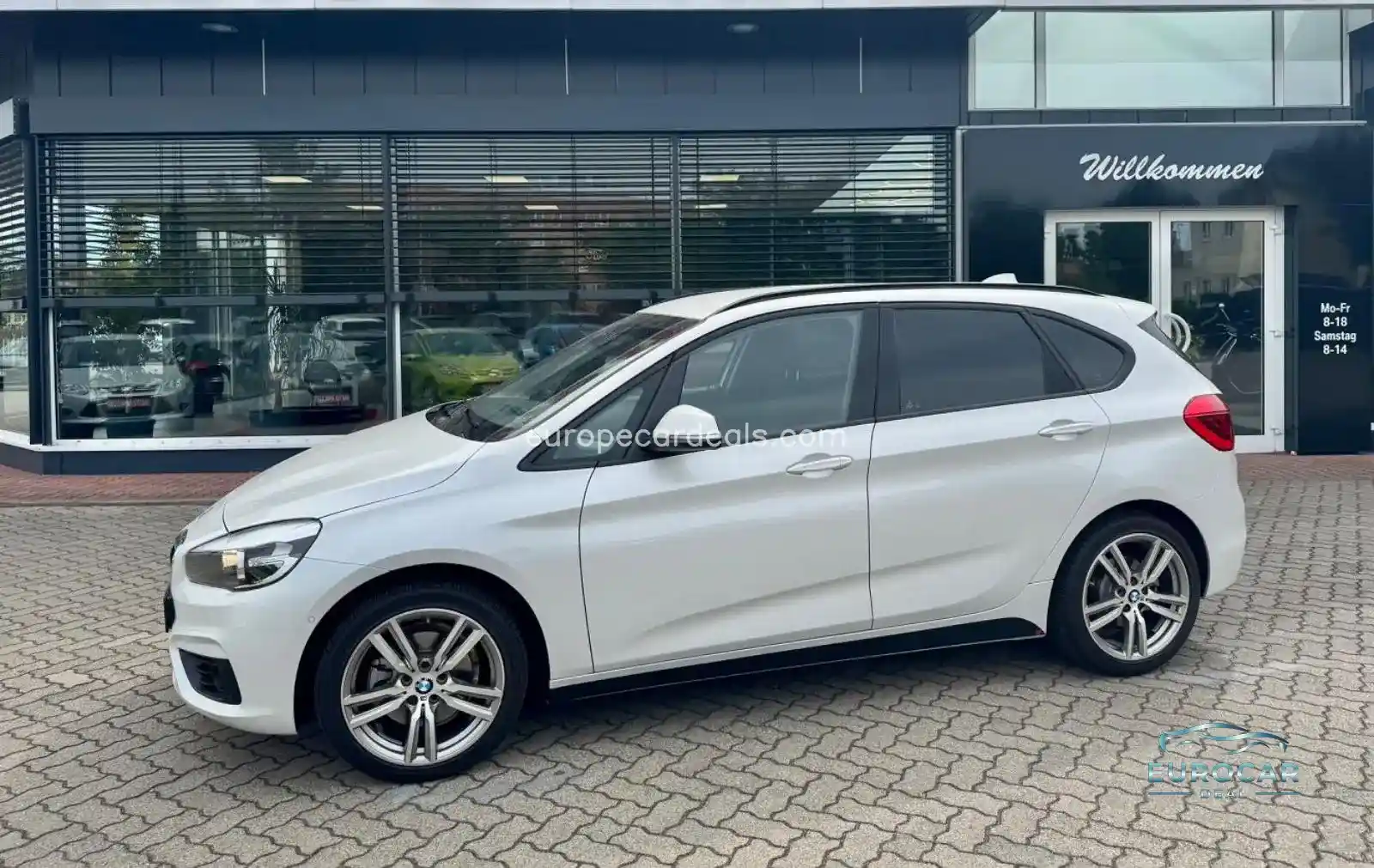 BMW 220