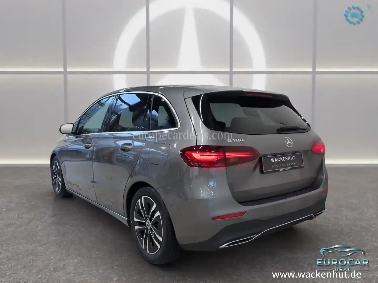 Mercedes-Benz B 180