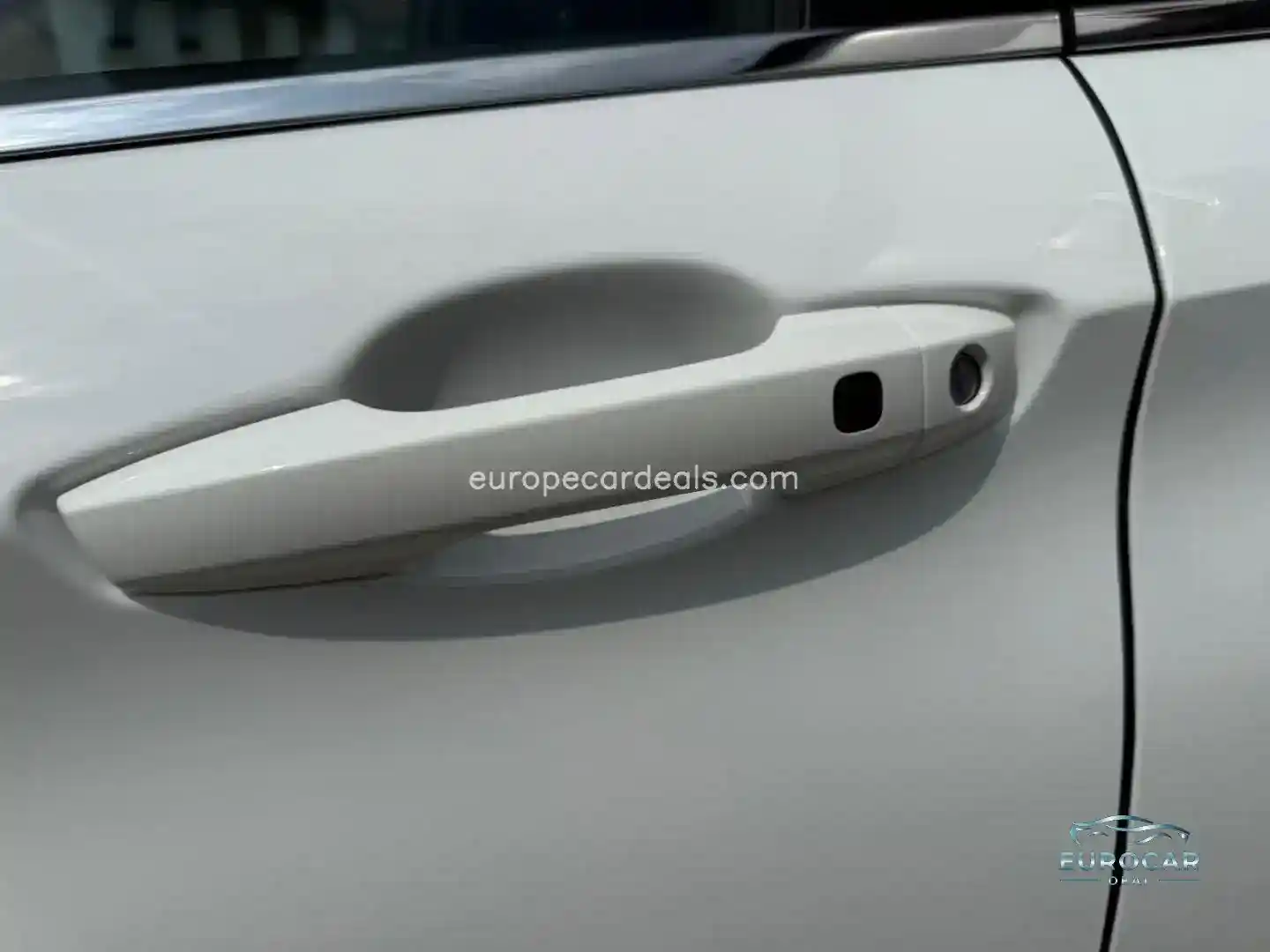 Mitsubishi Plug-in Hybrid Outlander