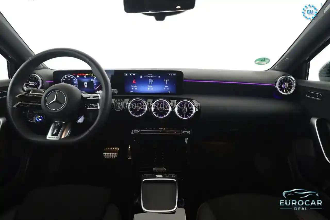 Mercedes-Benz A 35 AMG