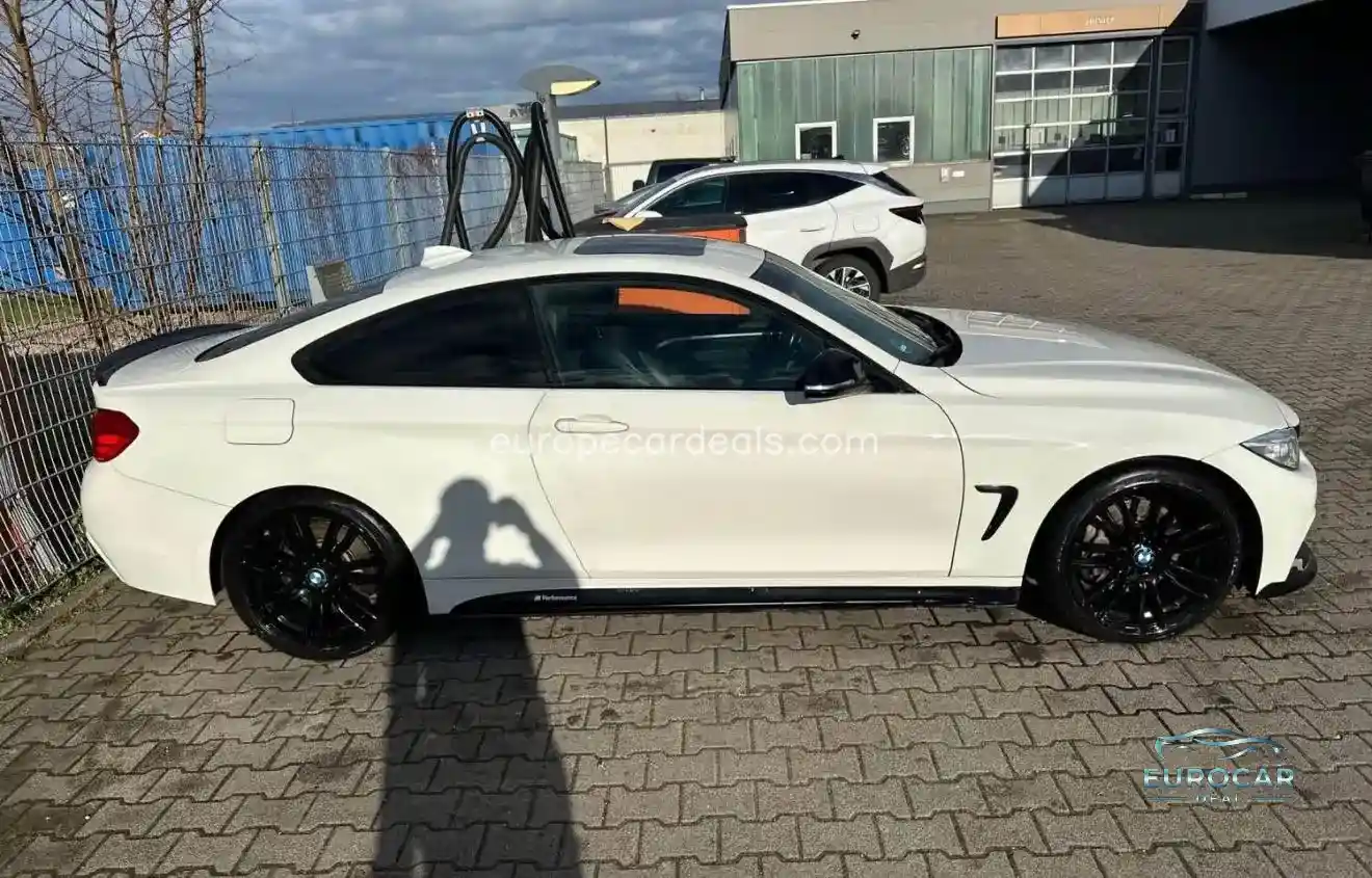 BMW 428