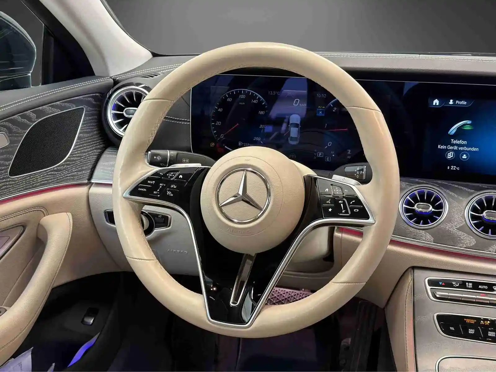 Mercedes-Benz CLS 220
