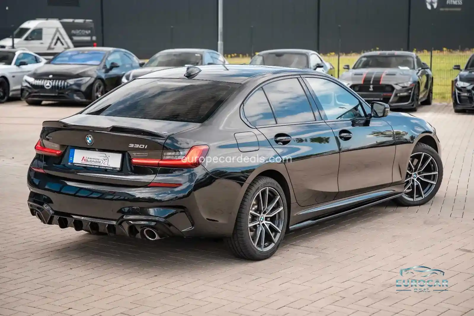BMW 330