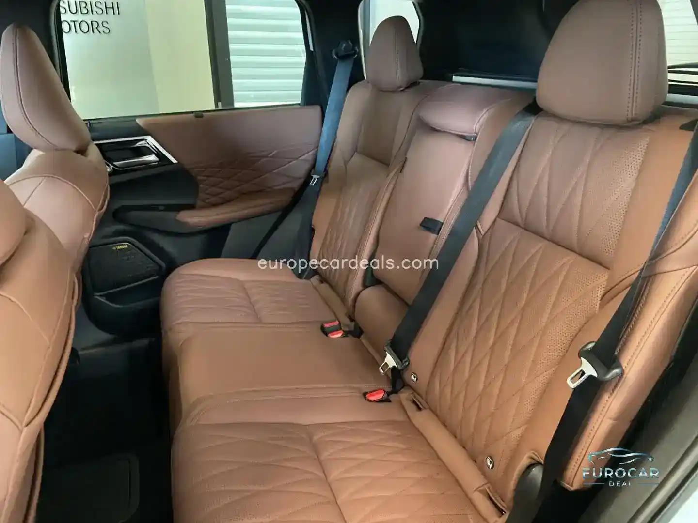 Mitsubishi Plug-in Hybrid Outlander