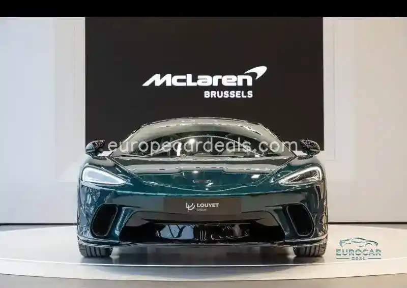 McLaren GT