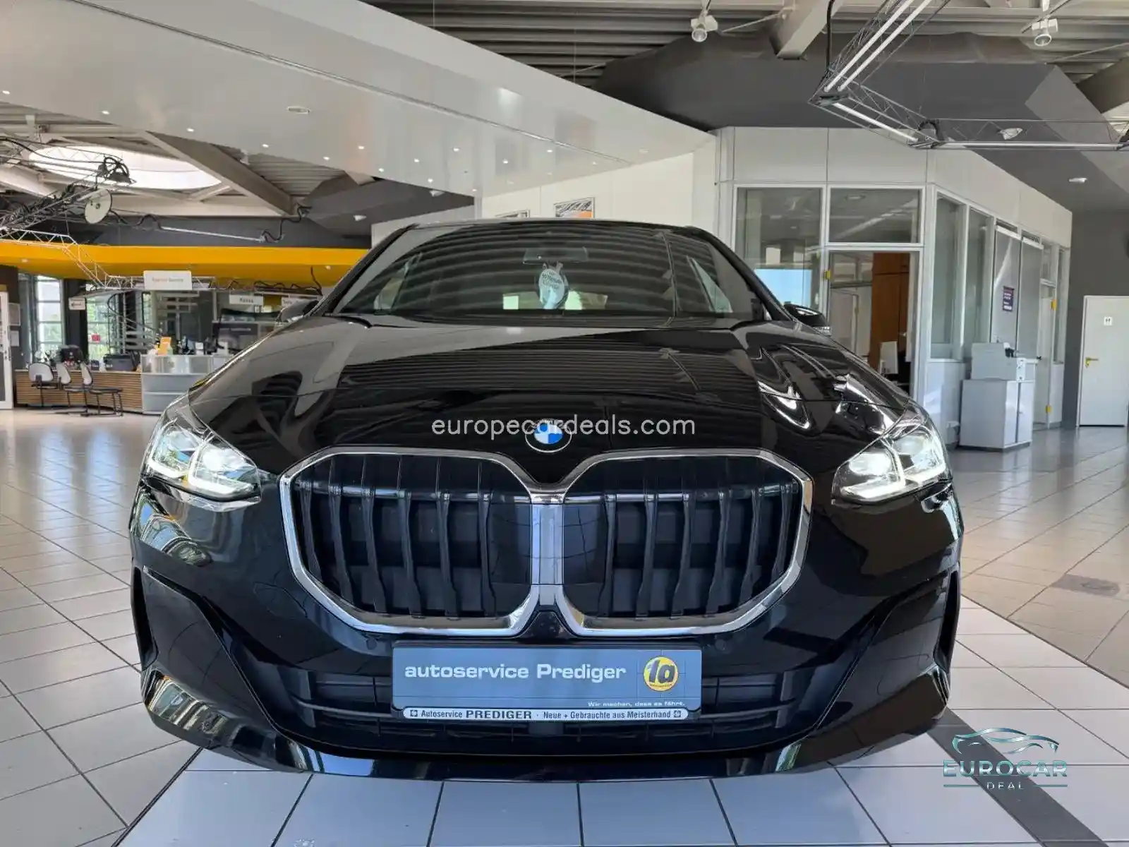 BMW 218