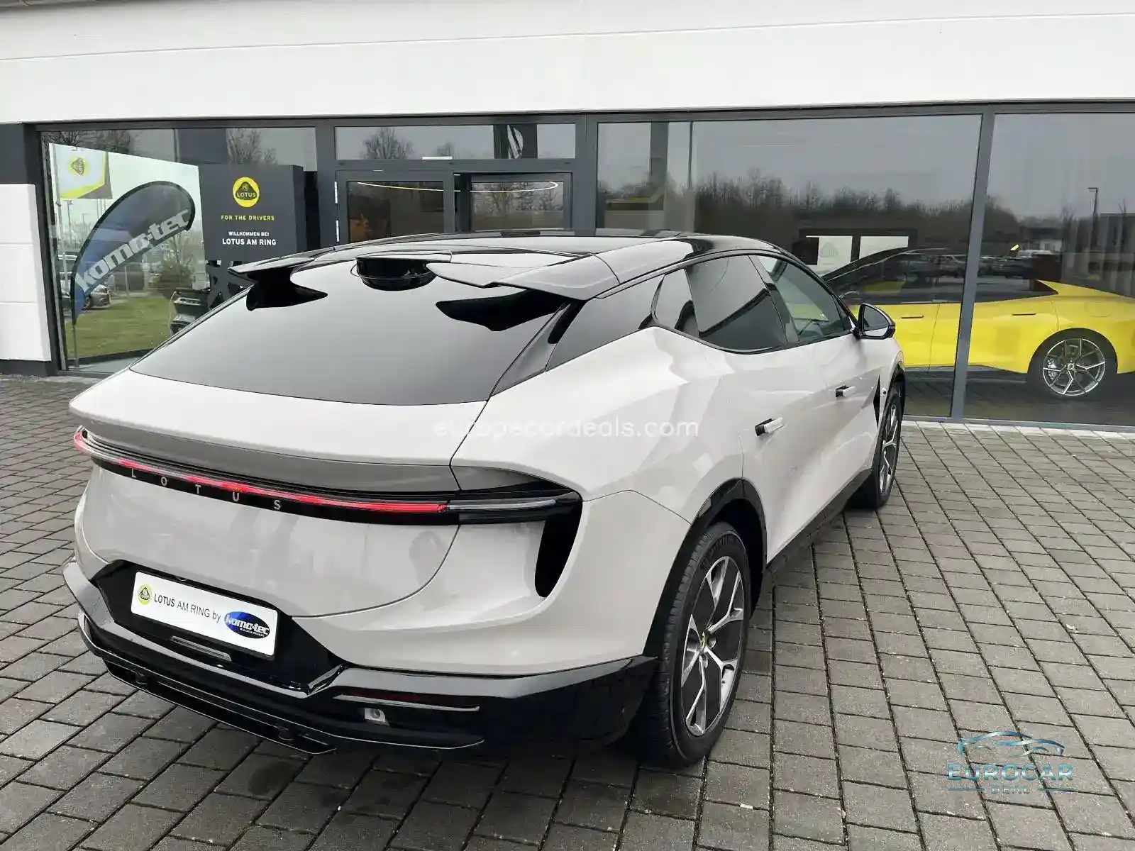 Lotus Eletre
