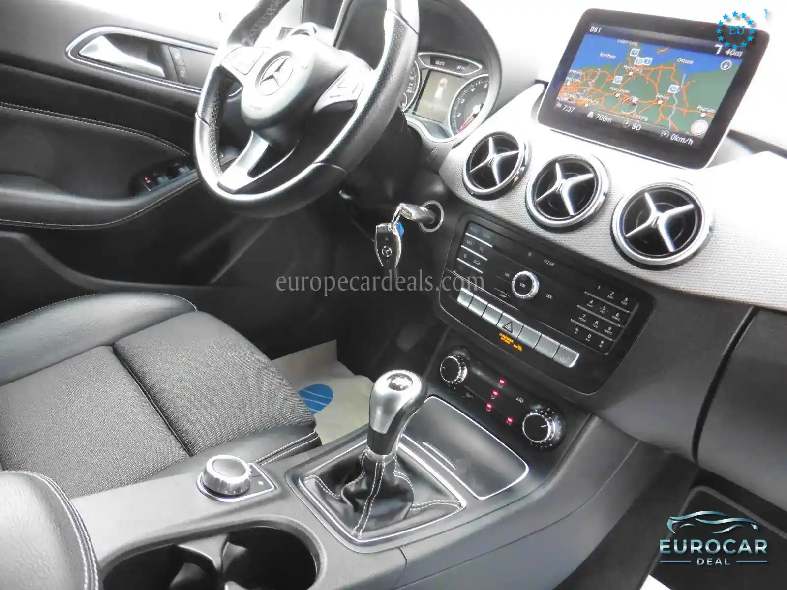 Mercedes-Benz B 180