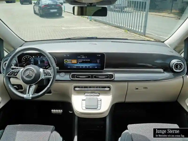 Mercedes-Benz V 300