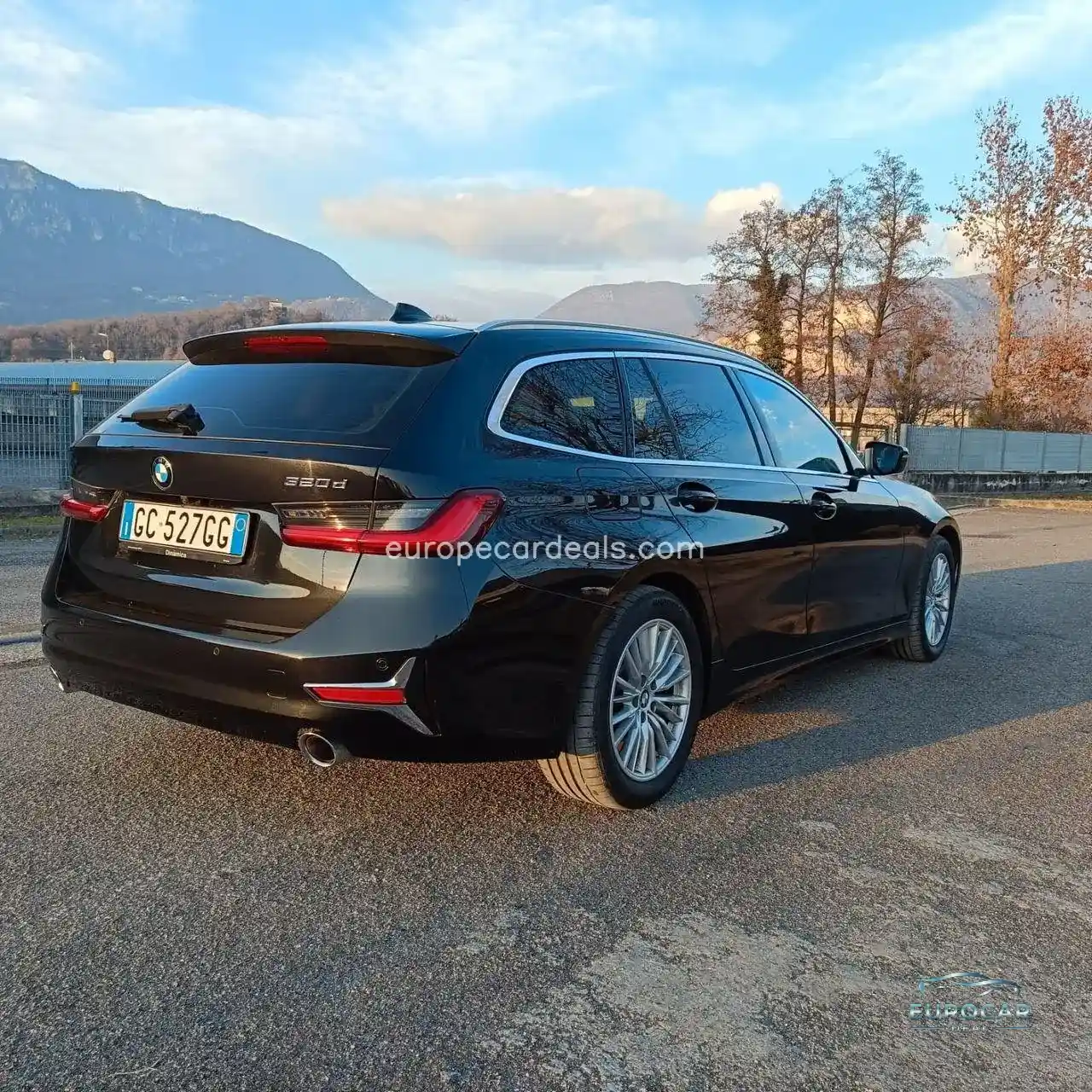 BMW 320