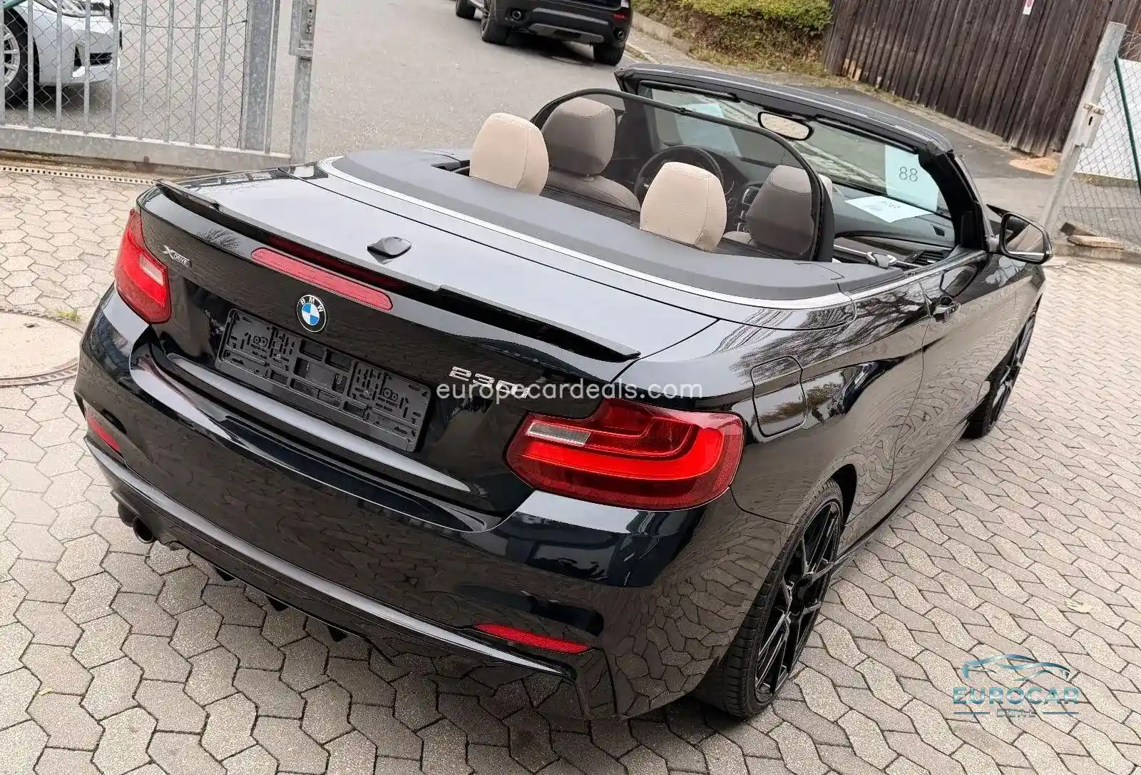 BMW 230