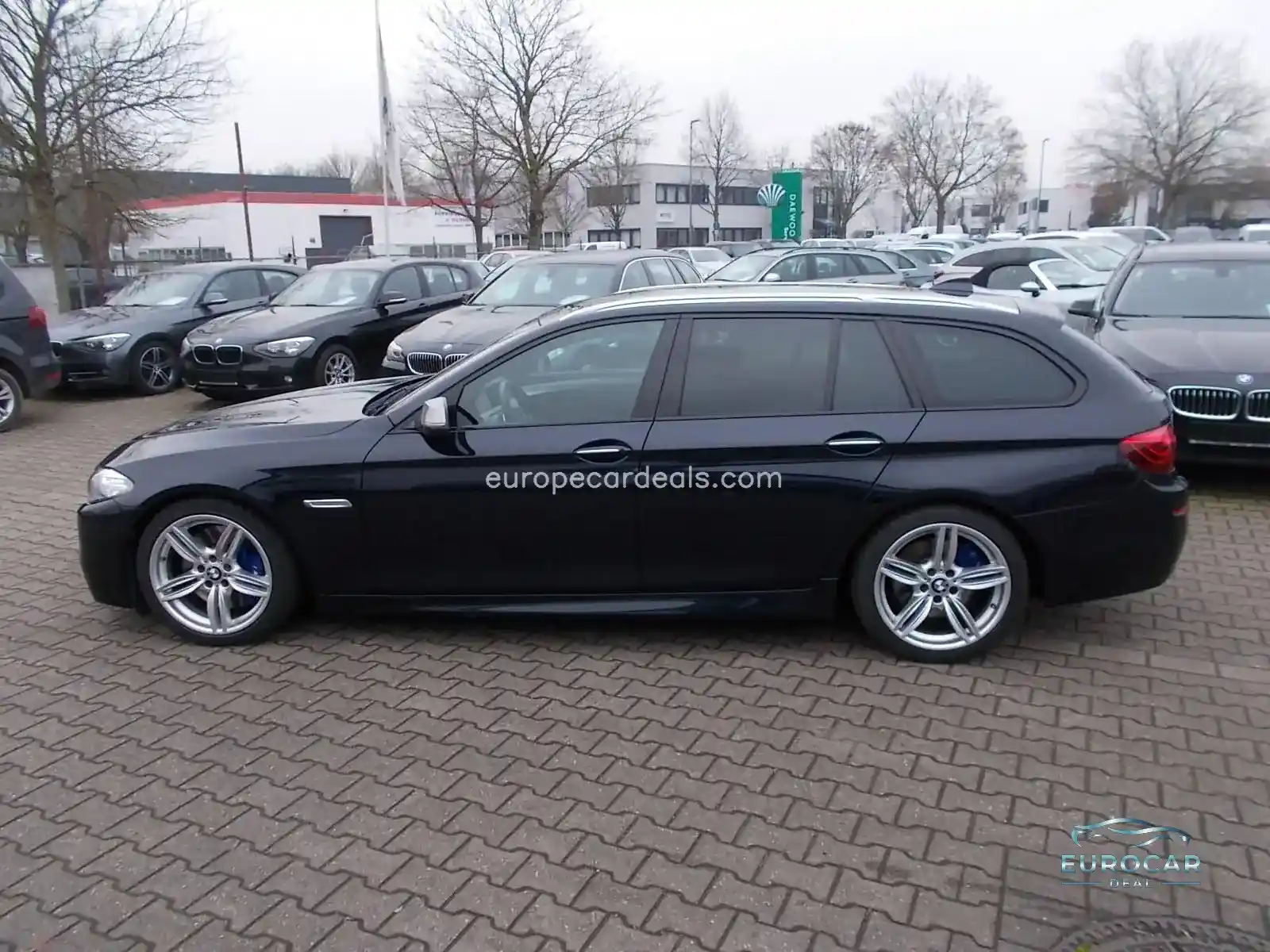 BMW M550