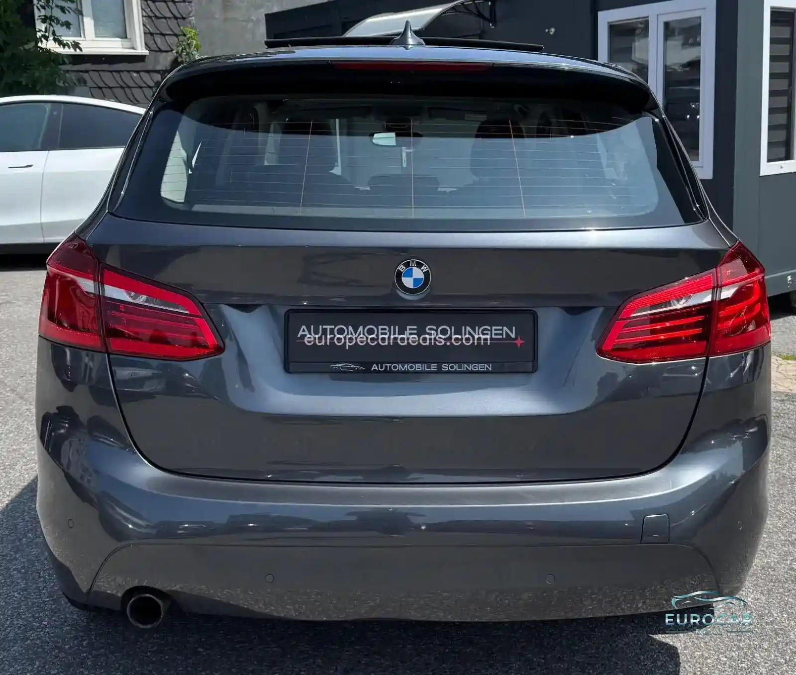 BMW 218