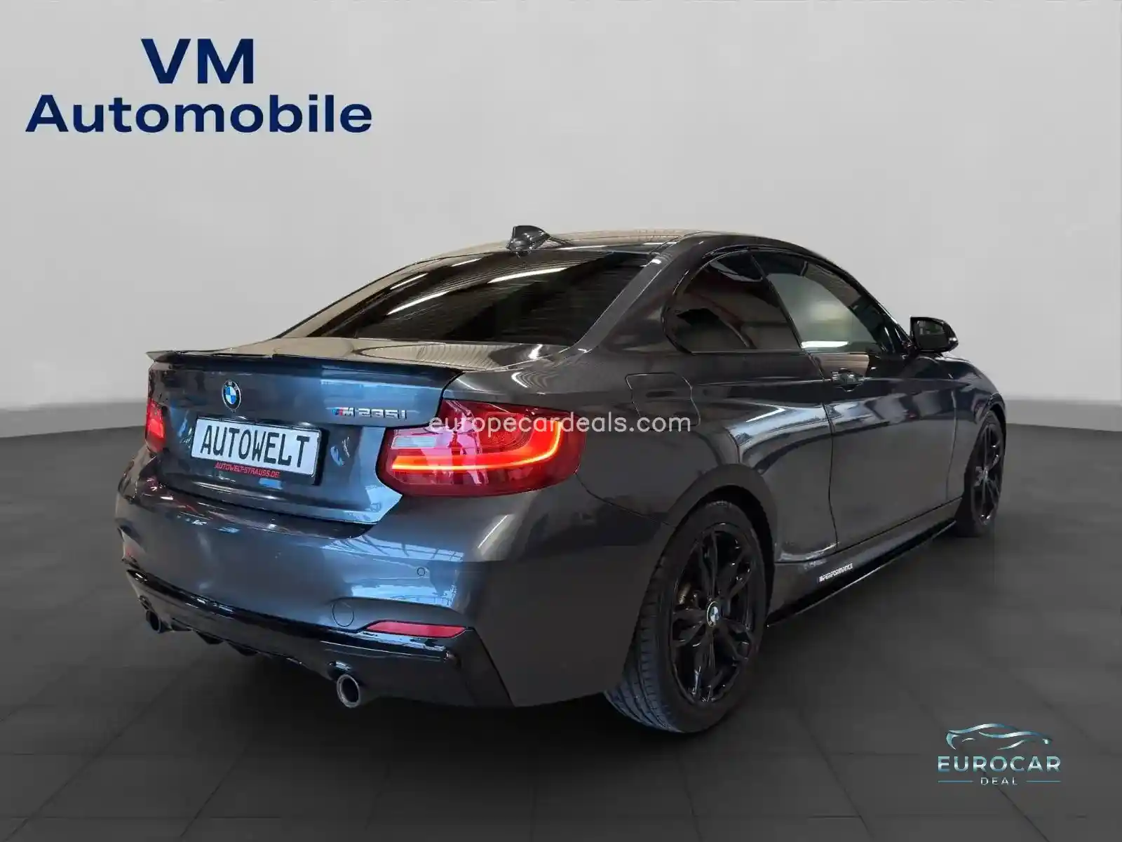 BMW M235