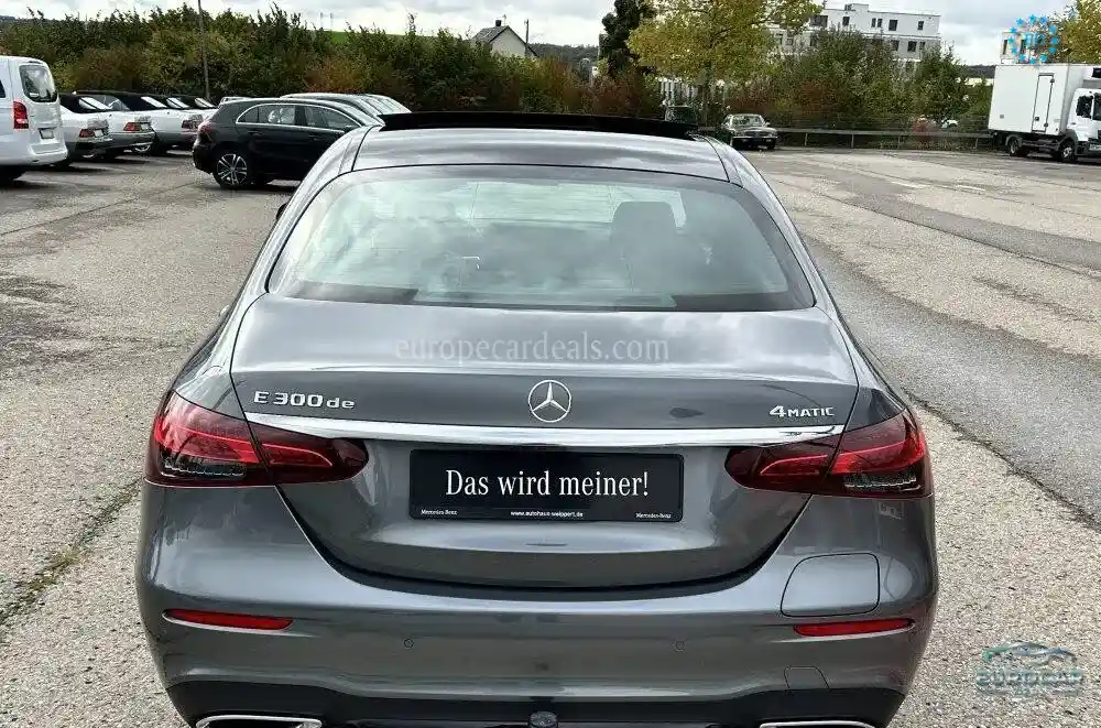 Mercedes-Benz E 300