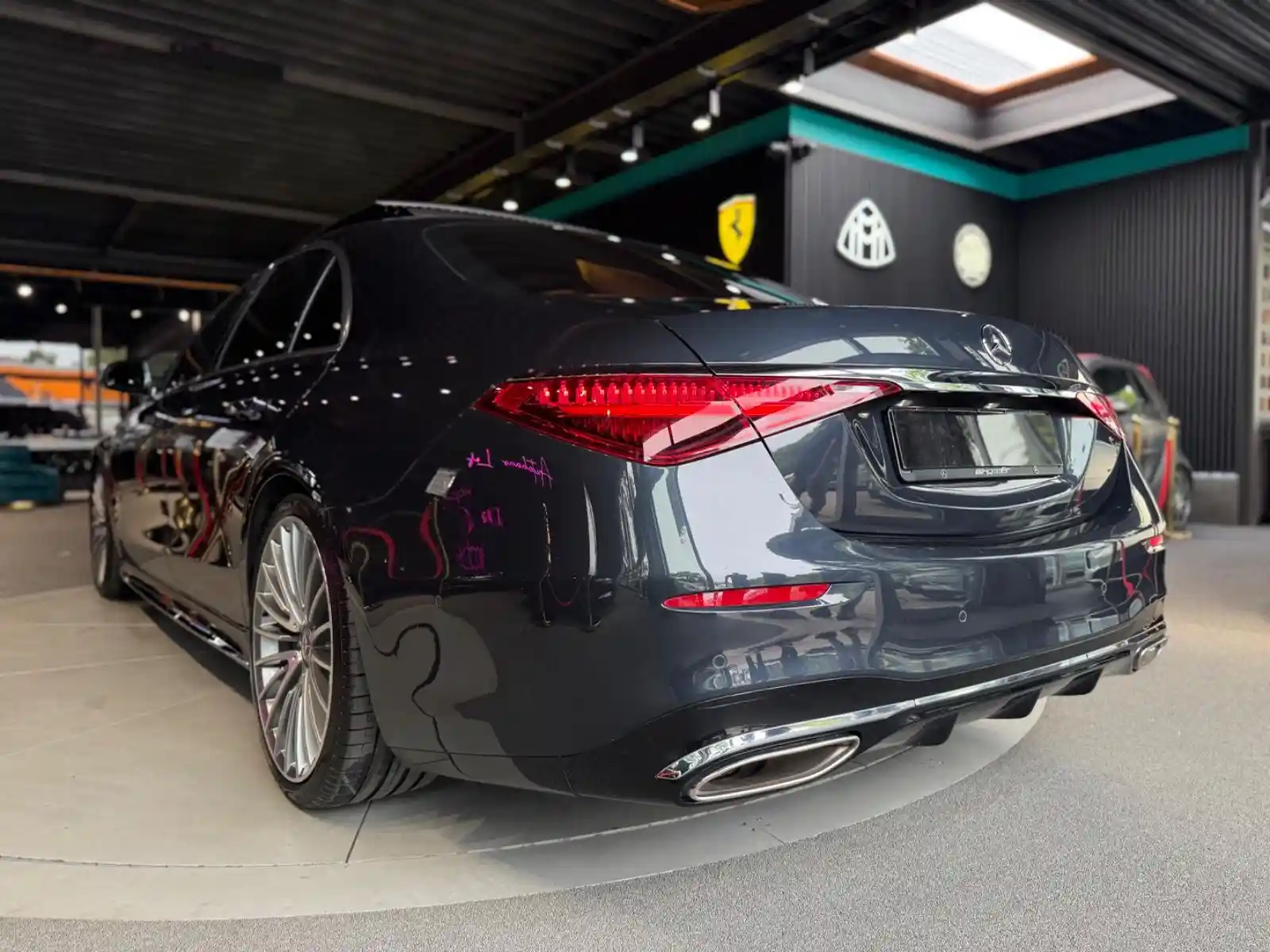 Mercedes-Benz S 500
