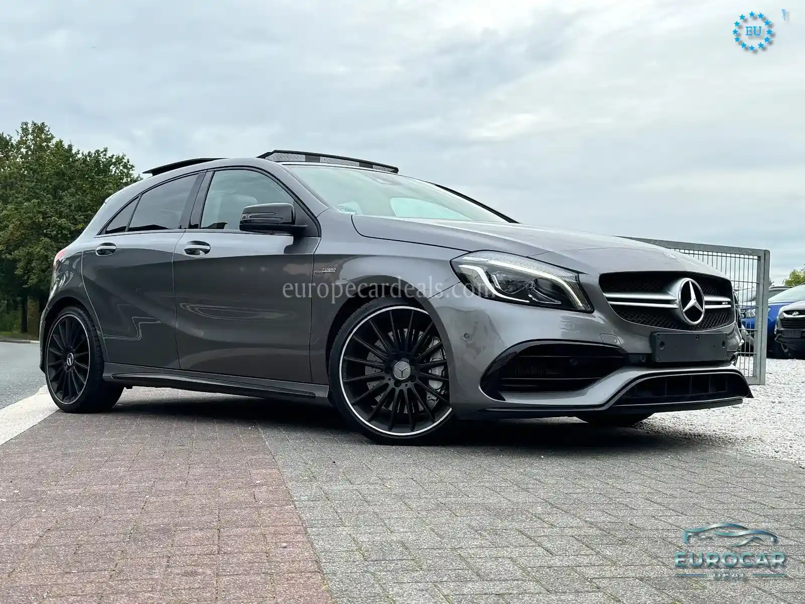 Mercedes-Benz A 45 AMG