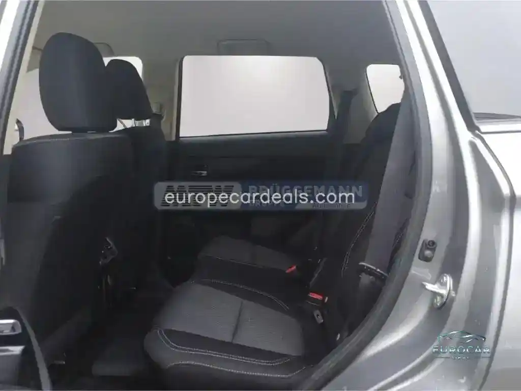 Mitsubishi Plug-in Hybrid Outlander