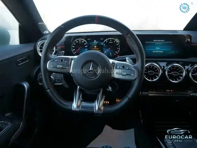 Mercedes-Benz CLA 45 AMG Shooting Brake