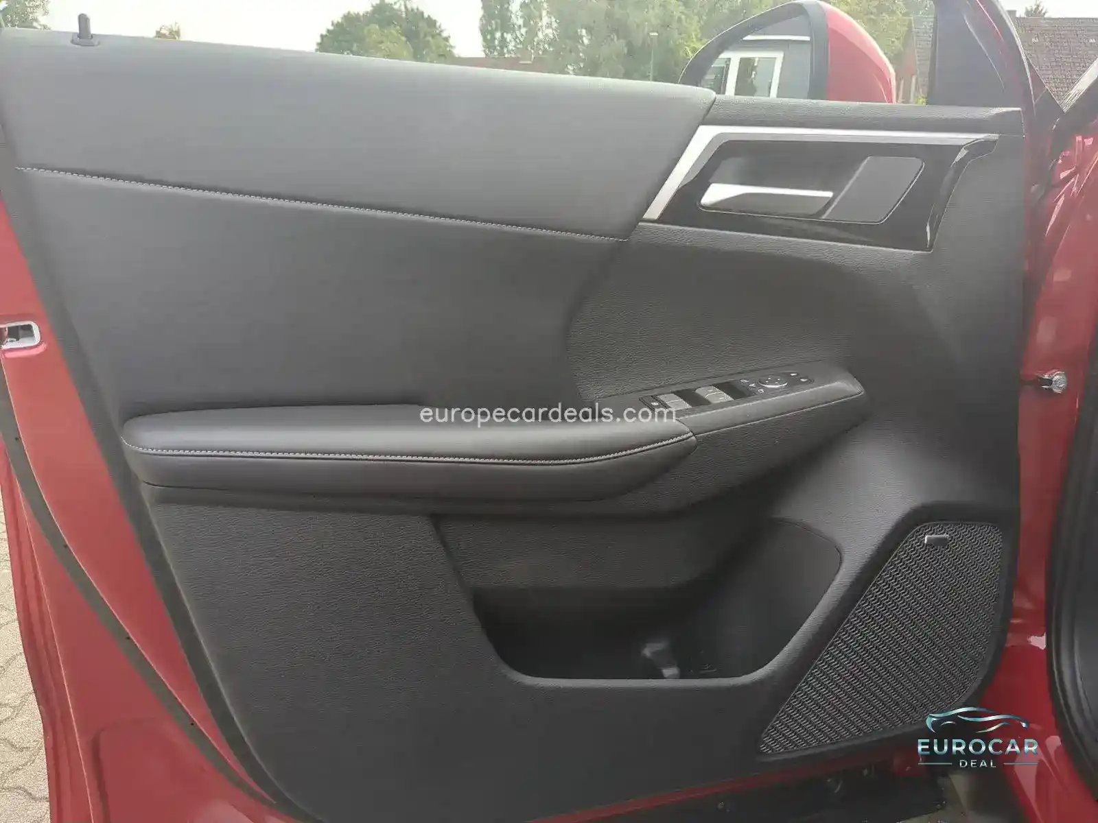 Mitsubishi Plug-in Hybrid Outlander